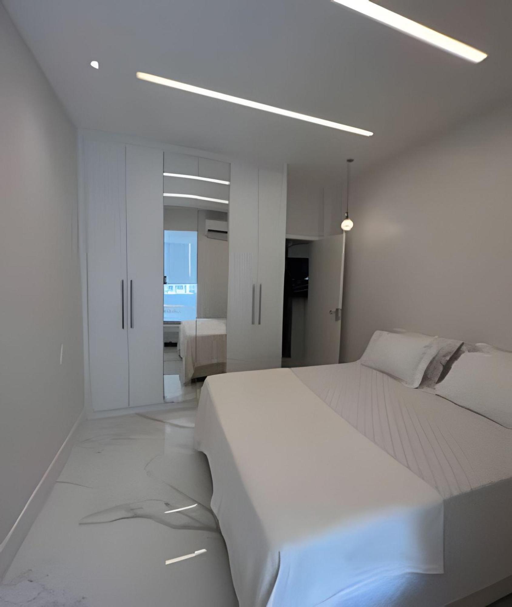 Maravilhoso De 2 Quartos Em Copacabana Quadra Da Apartment Rio de Janeiro