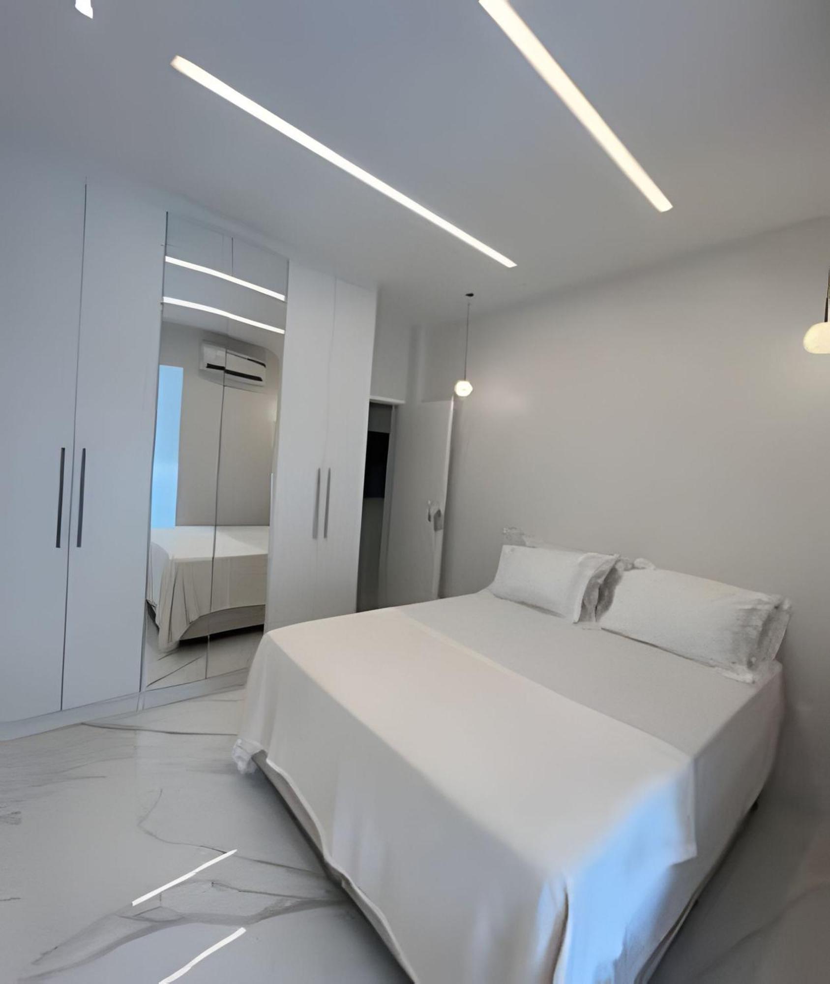 Maravilhoso De 2 Quartos Em Copacabana Quadra Da Apartment Rio de Janeiro