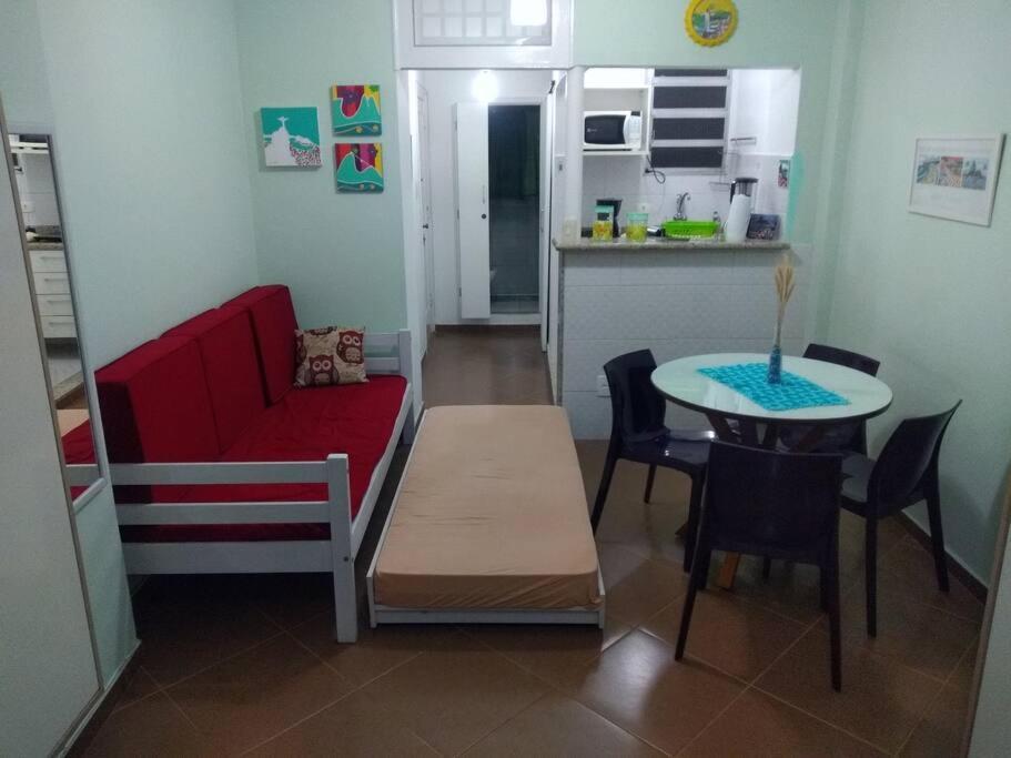 Excelente Studio Na Miguel Lemos 74
