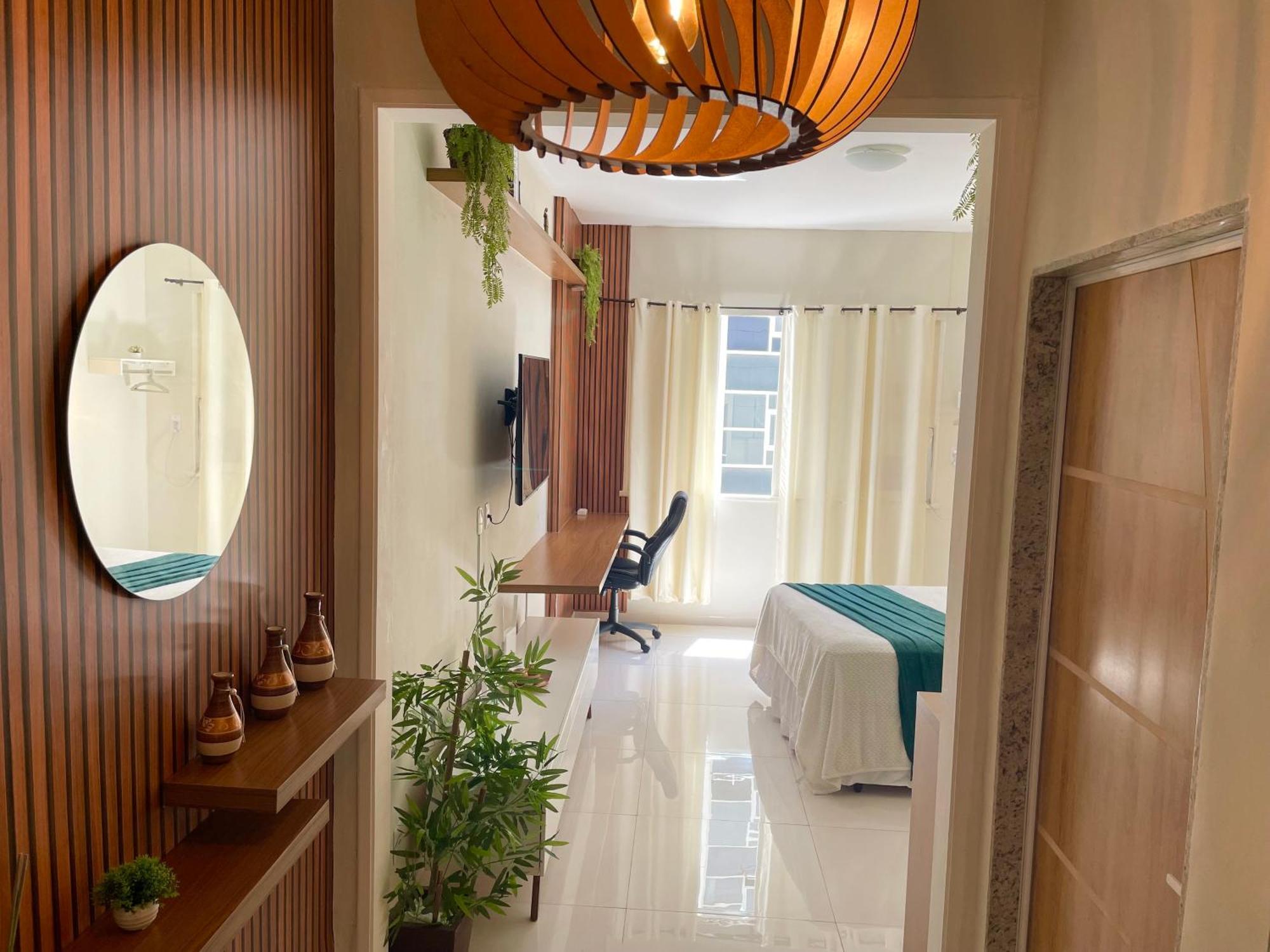 Apartamento Estudio Com Lavanderia, Cobertura, Em Frente Ao Metro, Lapa, Aeroporto Sdu E 5 Minutos Do Consulado Americano *