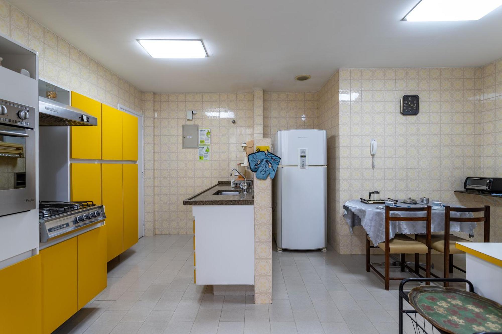 Apartamento 8min Da Praia, Vaga Ampla Gratis, Recepcao 24h, Cozinha Completa, 5min Do Metro E Espaco Office Com Wi-fi Rapido - Copa901