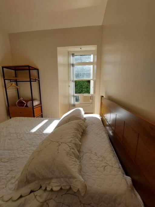 Apartamento Silencioso, Excelente Localizacao *