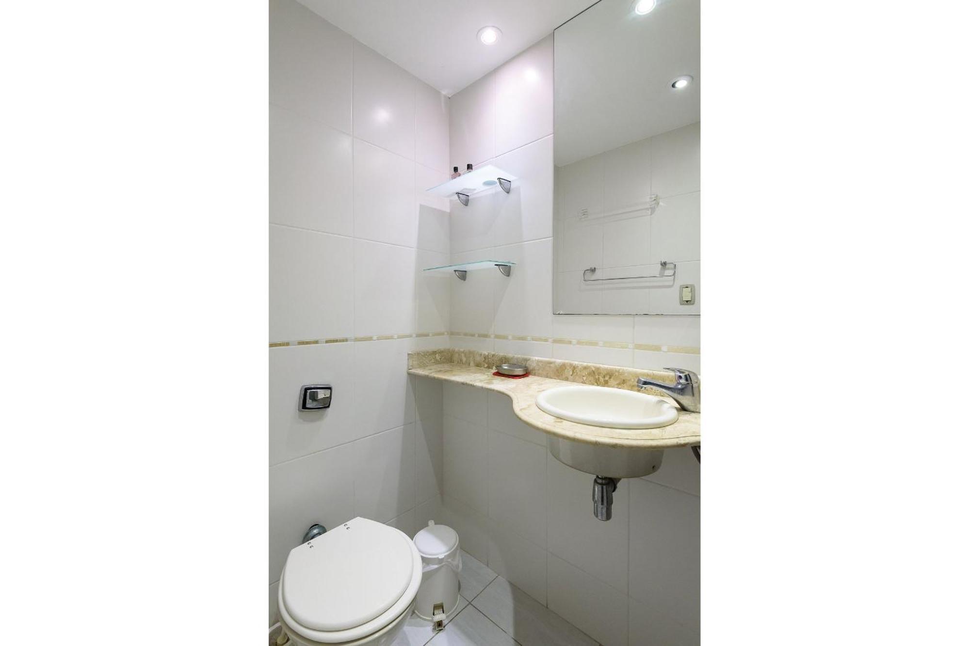 Amplo 3qtos A 200m Da De Ipanema | Bc 33/502 Apartamento *