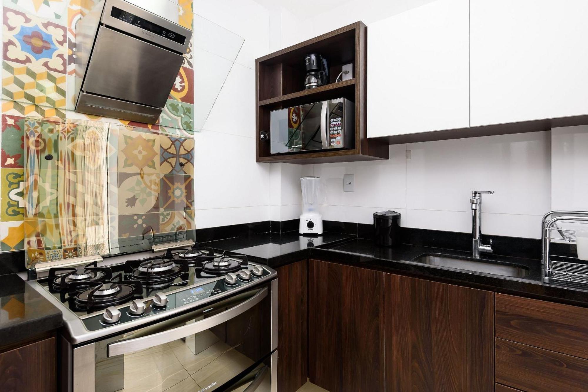 Apartamento 2qtos A 300m Da De Copacabana | Br 531/902