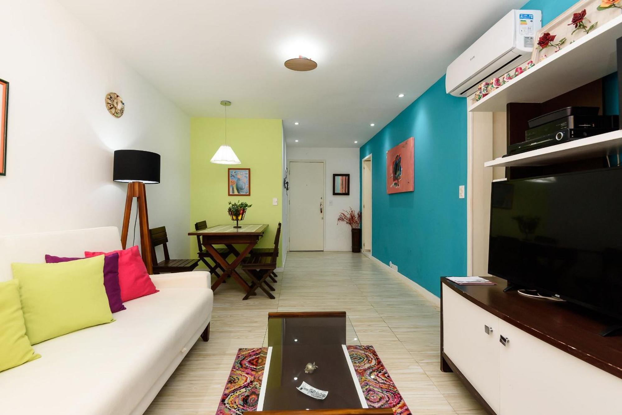 Apartamento Omar Do Rio, Quadra Da De Ipanema Com Garagem A 08 Minutos Do Metrô, Smart Tv&internet 240mbps, Pm 206 Rio de Janeiro