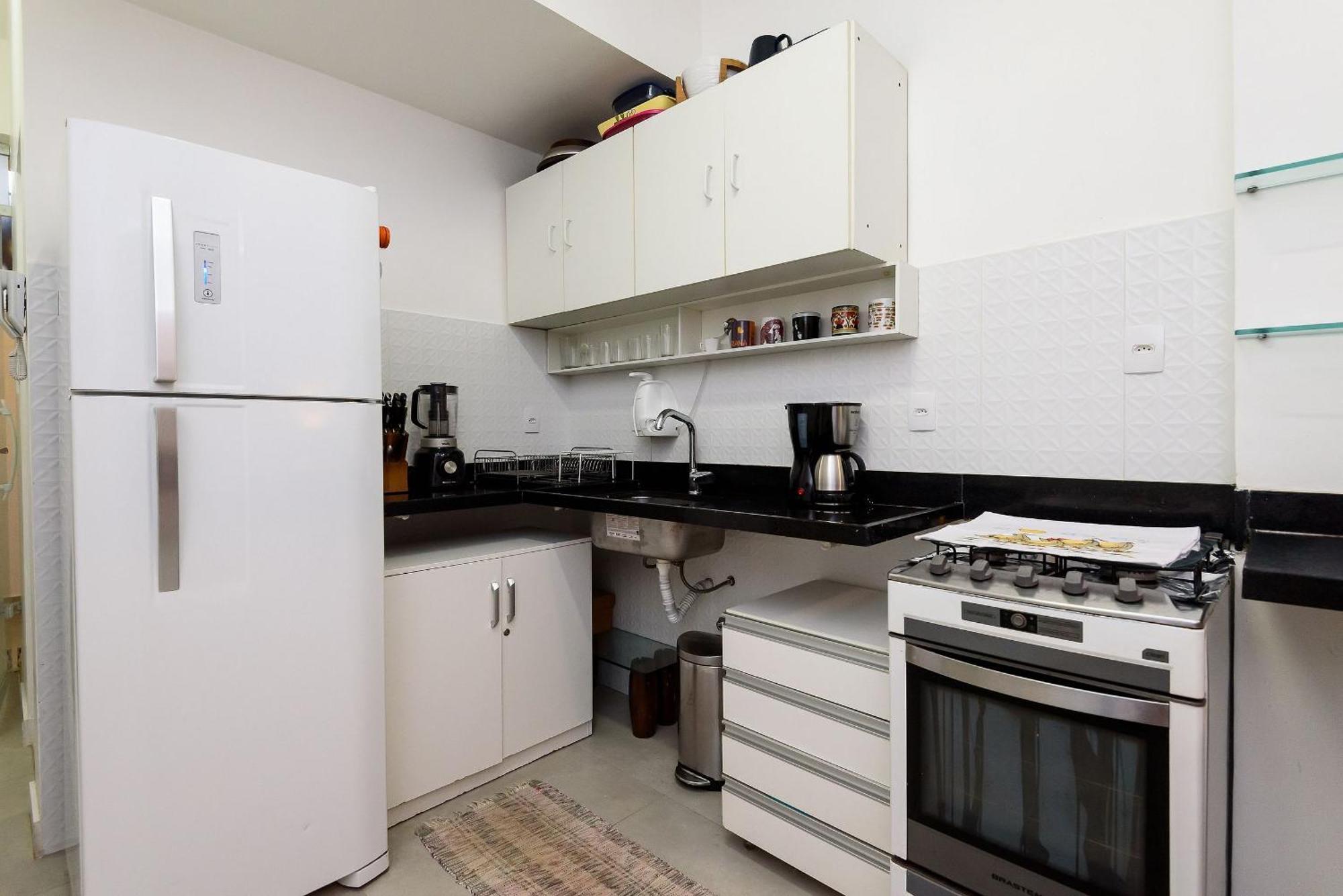 Em Ipanema A 350m Da | Bt 82/108 Apartamento *
