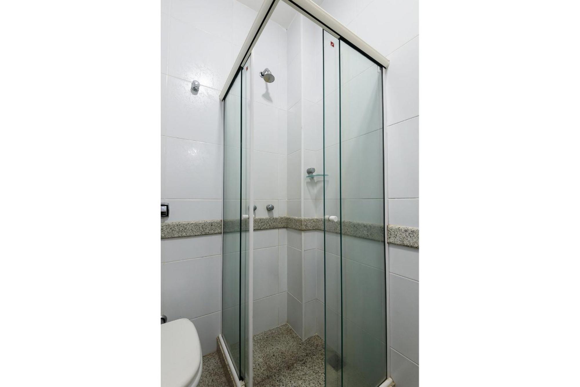 Espacoso A 500m Da | Tn 239/301 Apartamento
