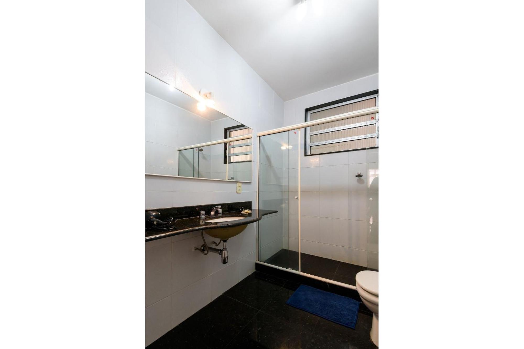 Espacoso A 500m Da | Tn 239/301 Apartamento