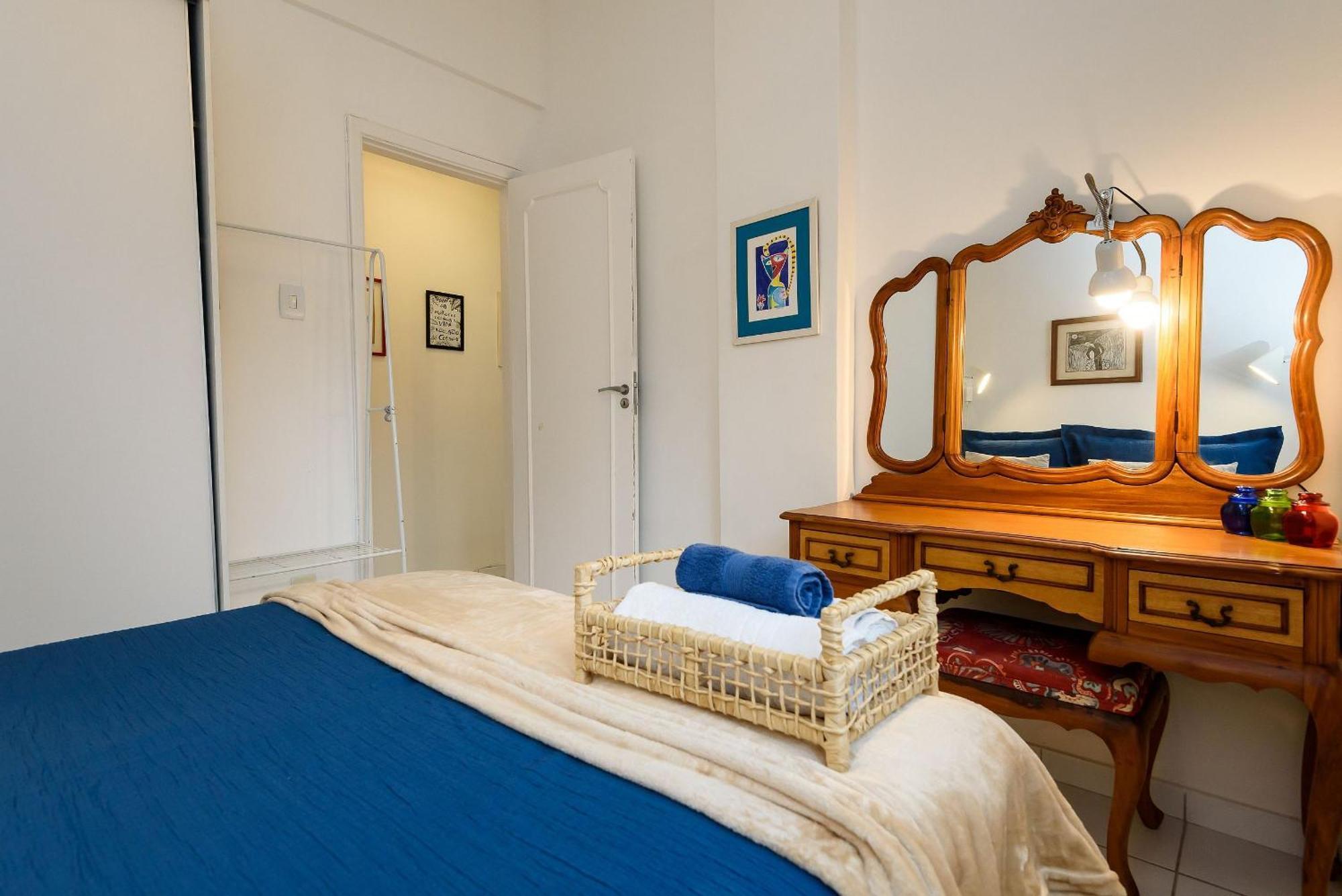 Apartamento Em Ipanema A 350m Da | Bt 82/108 *