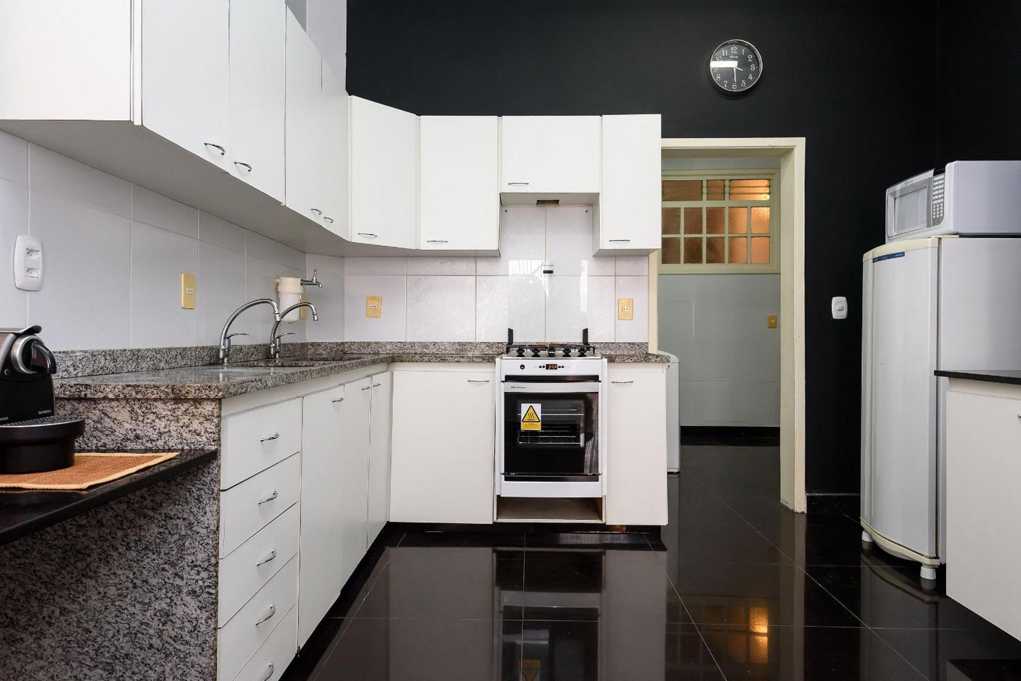 Espacoso A 500m Da | Tn 239/301 Apartamento