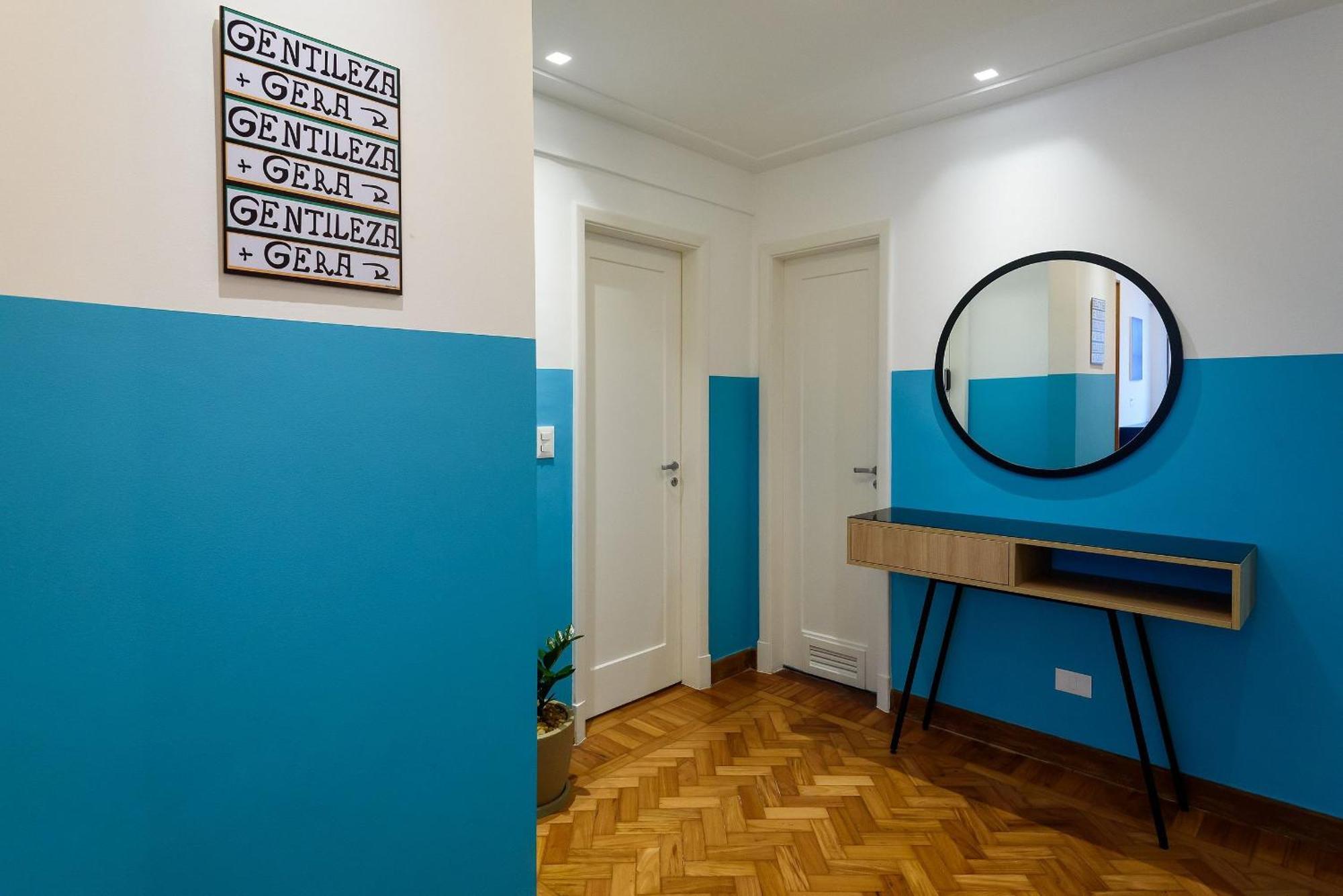 Apartamento 2qtos C/ Vista Mar Em Copacabana | Nsc 1391/805