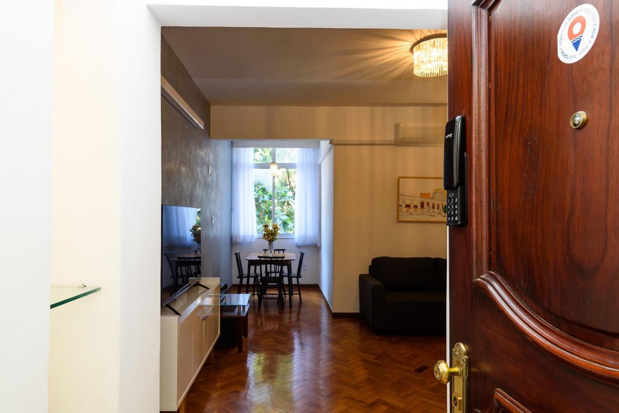 Omar Do Rio - Bi 102/202: 3qtos/2ba, Internet 240mbps, 300 Metros Da De Copacabana E A 200 Metros Do Metrô Apartamento *