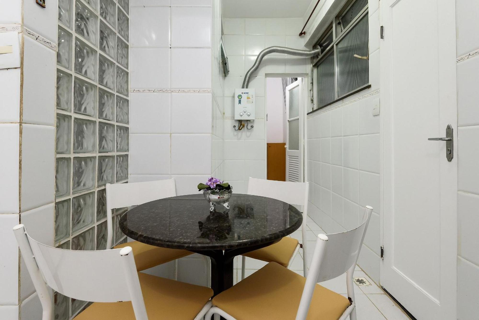 Omar Do Rio - Bi 102/202: 3qtos/2ba, Internet 240mbps, 300 Metros Da De Copacabana E A 200 Metros Do Metrô Apartamento Rio de Janeiro