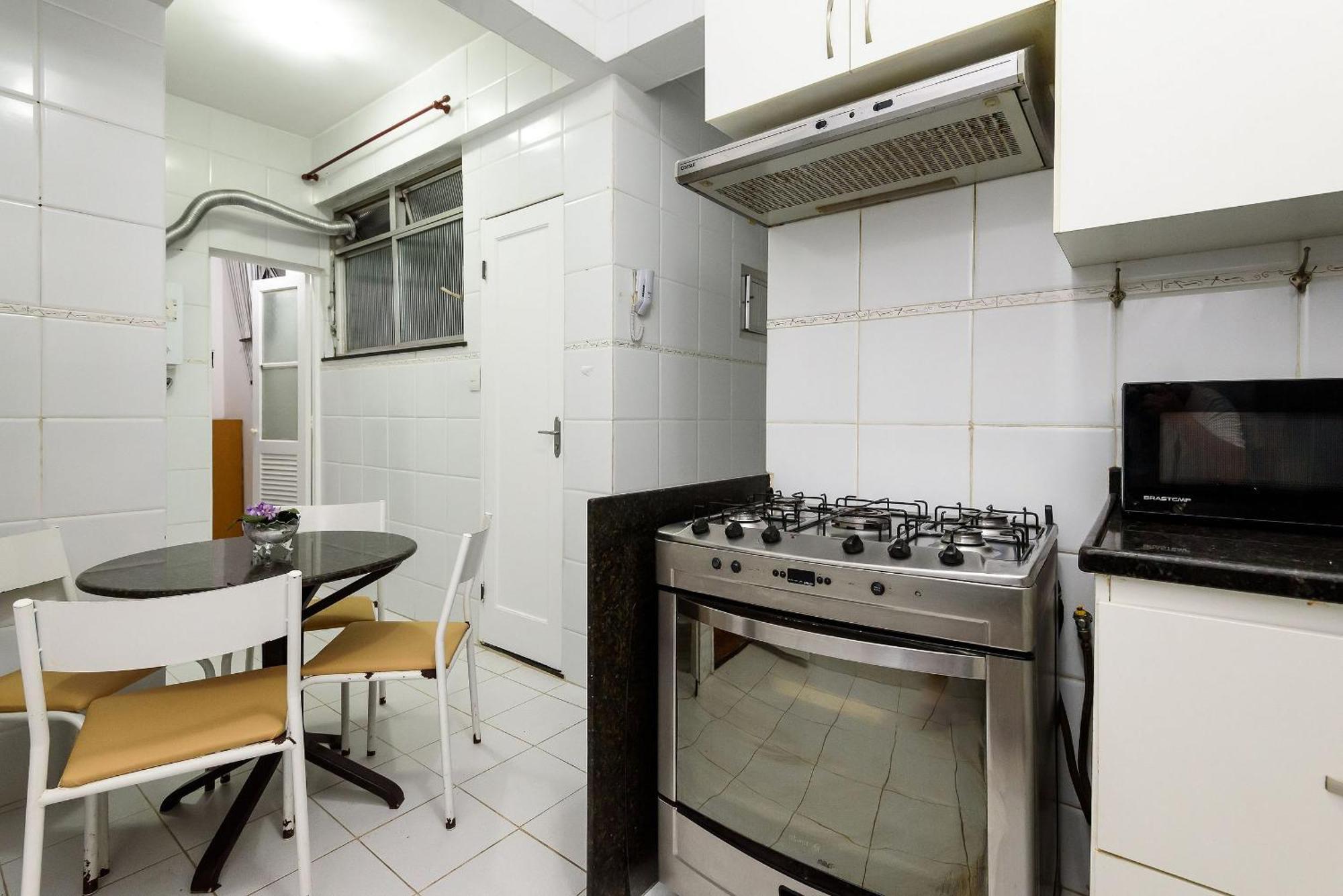 Omar Do Rio - Bi 102/202: 3qtos/2ba, Internet 240mbps, 300 Metros Da De Copacabana E A 200 Metros Do Metrô * Rio de Janeiro