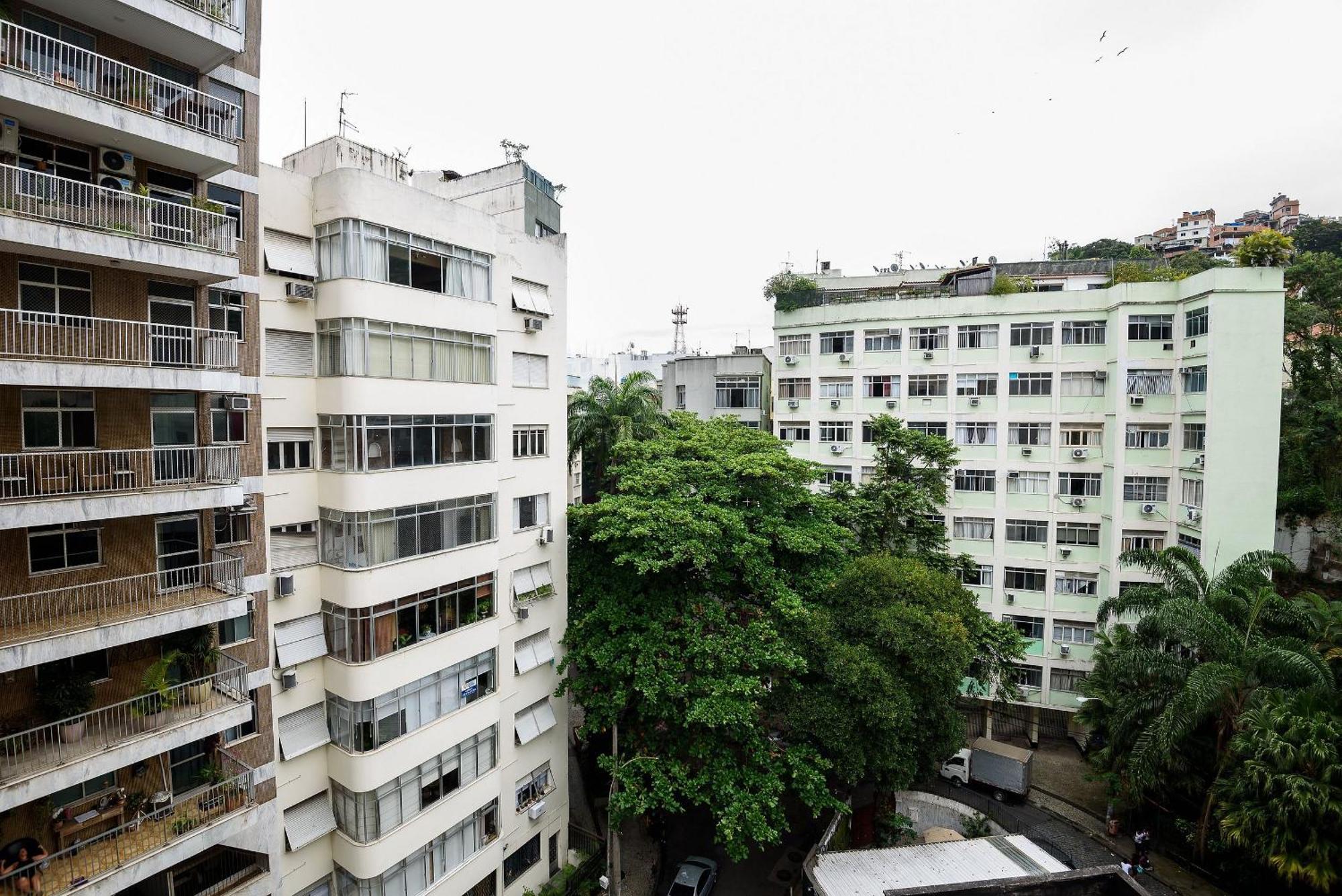 Apartment 2 Quartos Em Copacabana Com Garagem | Bc 473/704 *