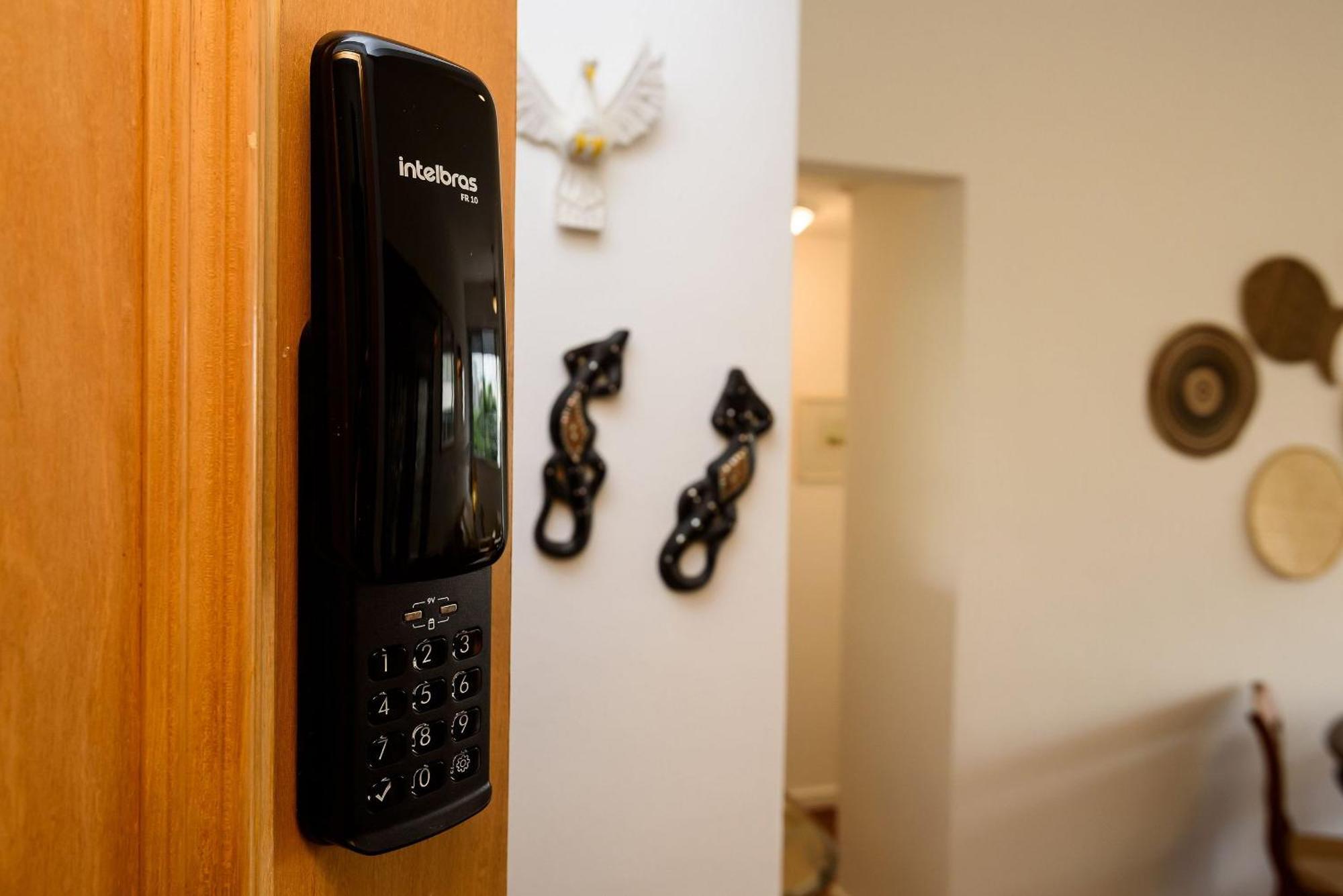 2 Quartos Em Copacabana Com Garagem | Bc 473/704 Apartment Rio de Janeiro