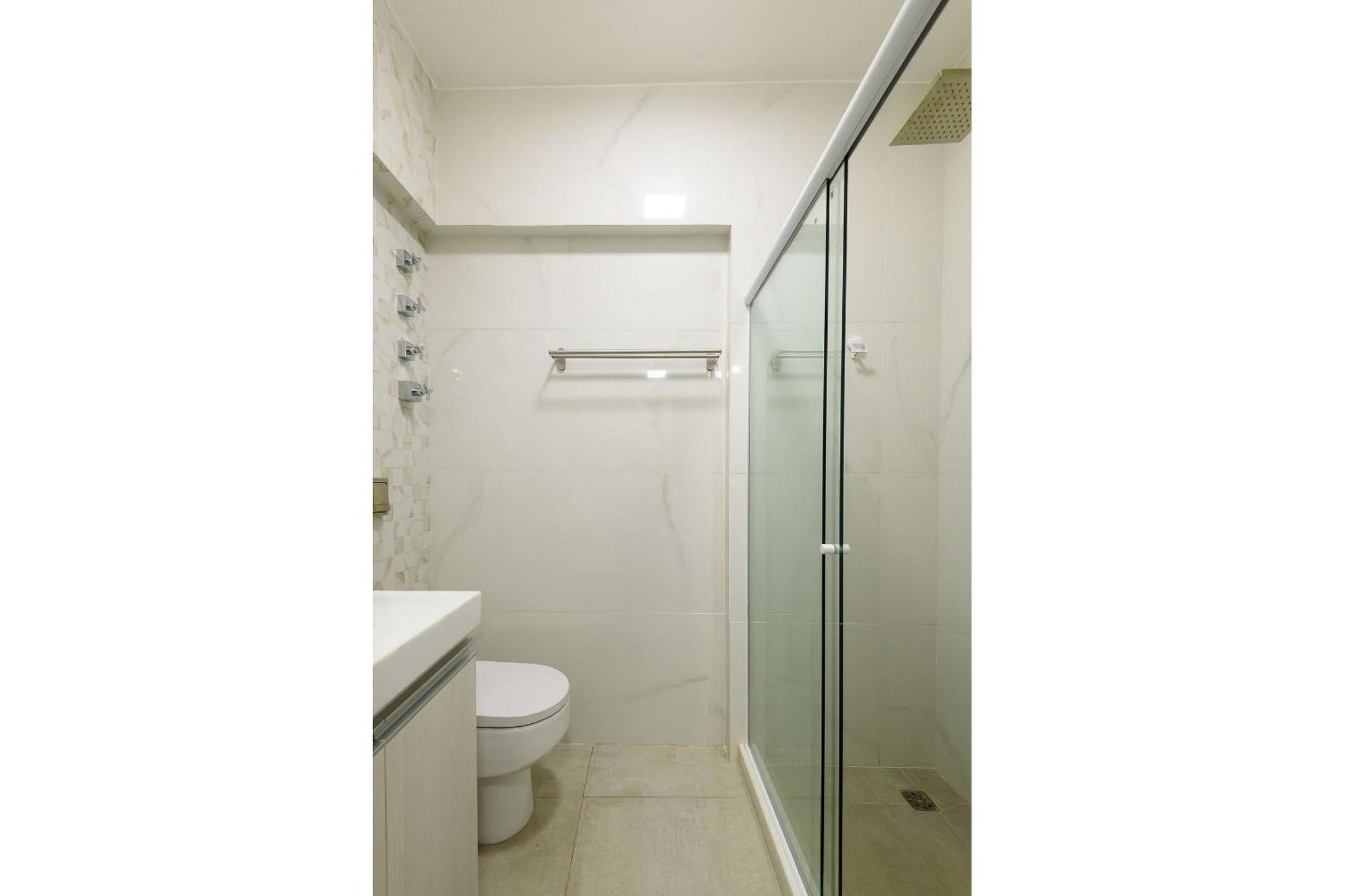 Apartamento Omar Do Rio - Sqc 143/1320: Moderno Com Vista P/ Cristo Redentor, Smart Tv, Internet 250mbps, A 230m Do Metrô Siqueira Campos E 10 Minutos Da De Copacabana