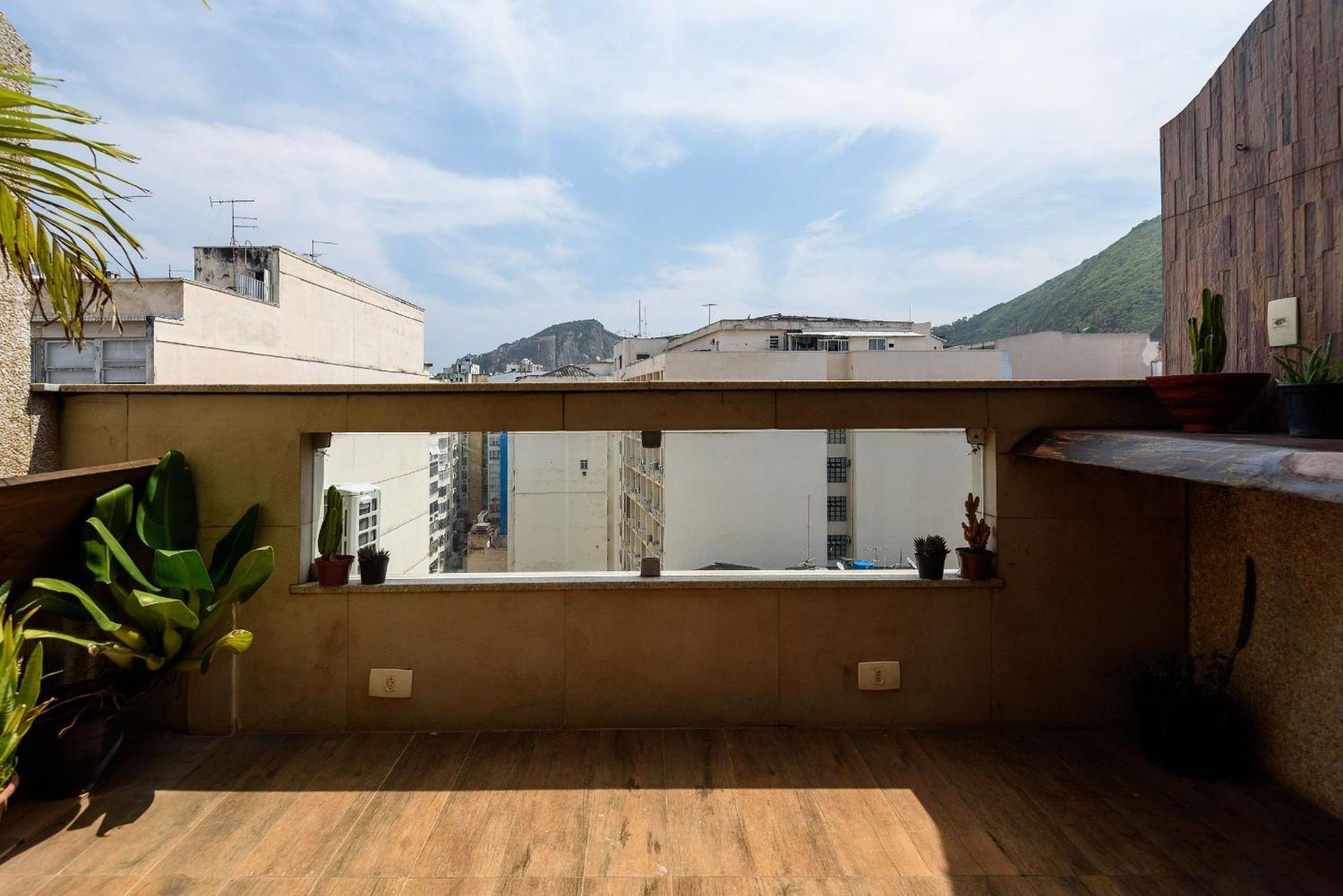 A 200m Da De Copacabana | Fm 144/1105 *