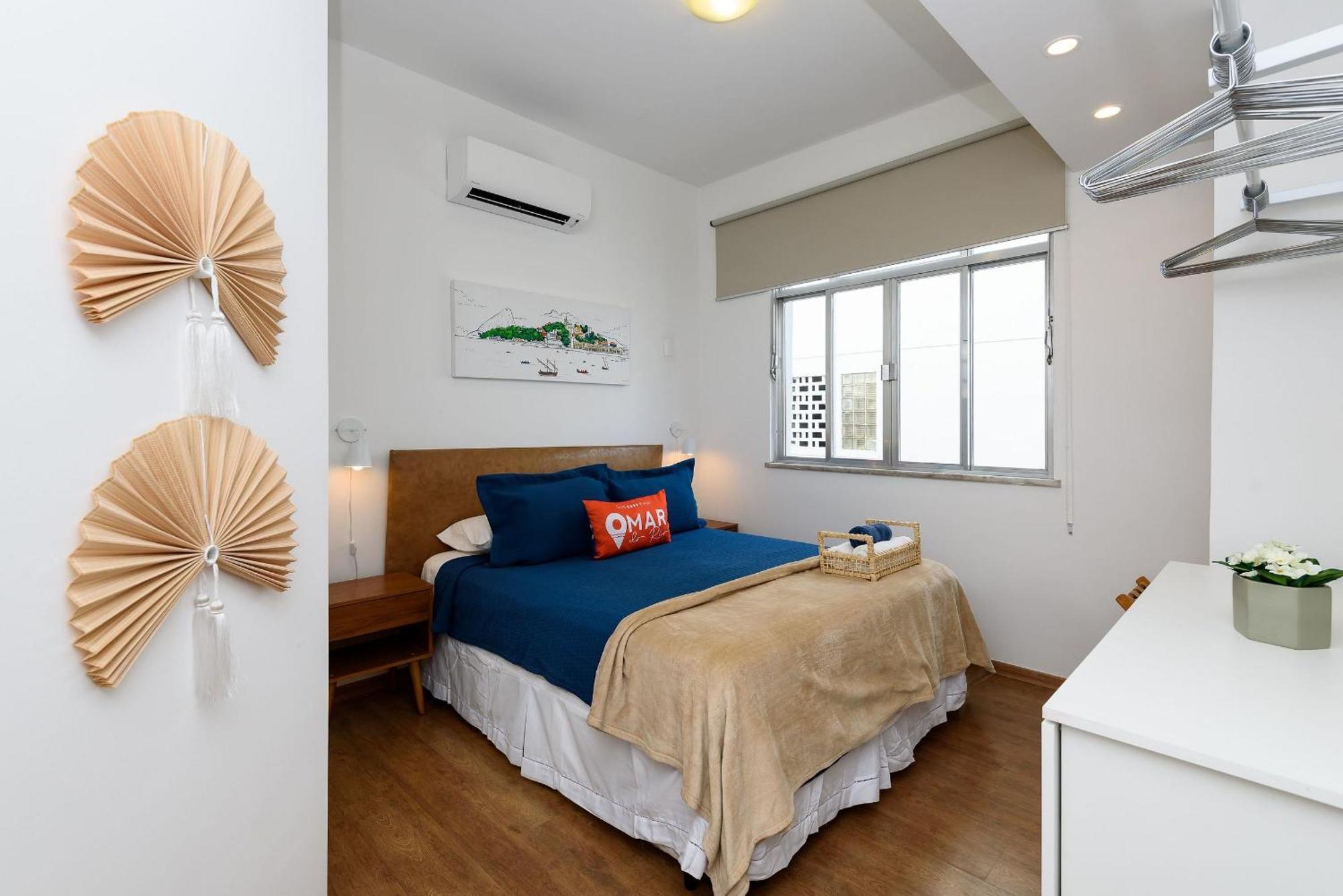 Apartamento Amplo & Moderno 2qtos Em Ipanema | Bt 185/401 *