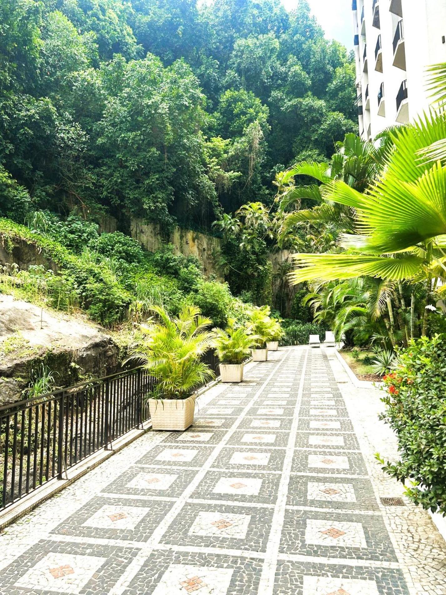 Com Estrutura De B Rio de Janeiro