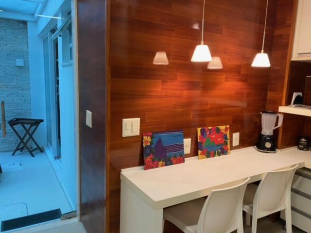 Apartamento Leblon Raridade Na Quadra Da Com Garagem E Jardim De Inverno *