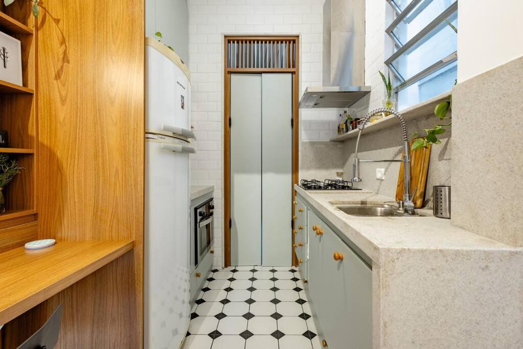 Apartamento Casa Charmosa Em Ipanema Na Quadra Da Praia! Rio de Janeiro