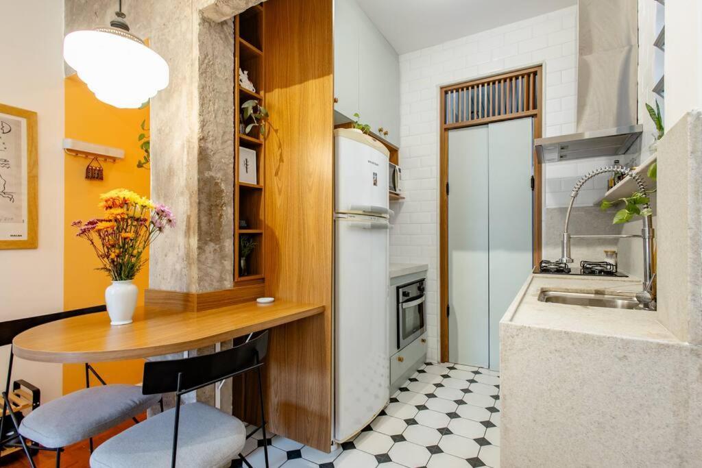 Apartamento Casa Charmosa Em Ipanema Na Quadra Da Praia! *