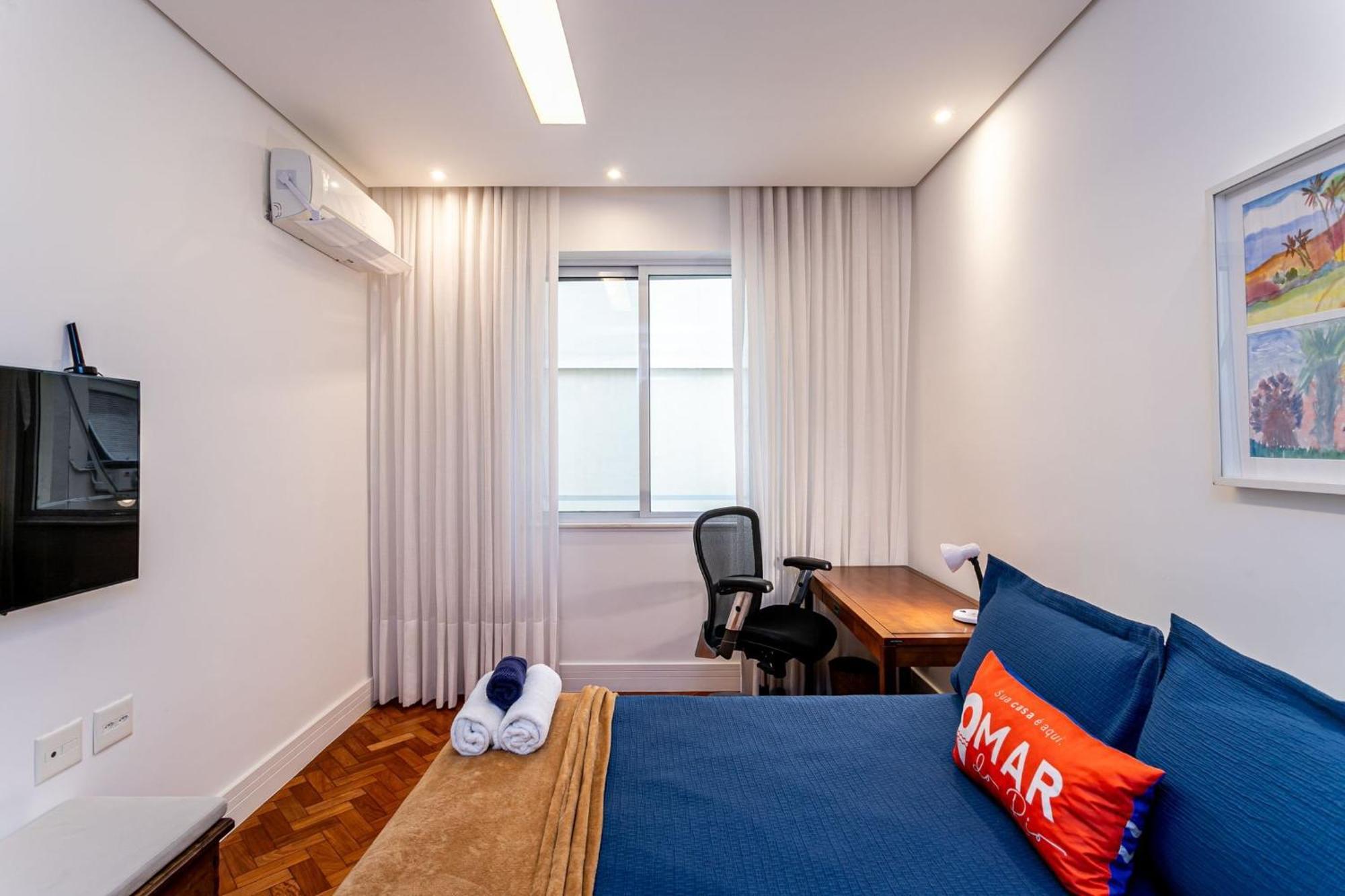 Apartamento 3 Quartos No Leblon A 2 Min. Da | Gsm493/203