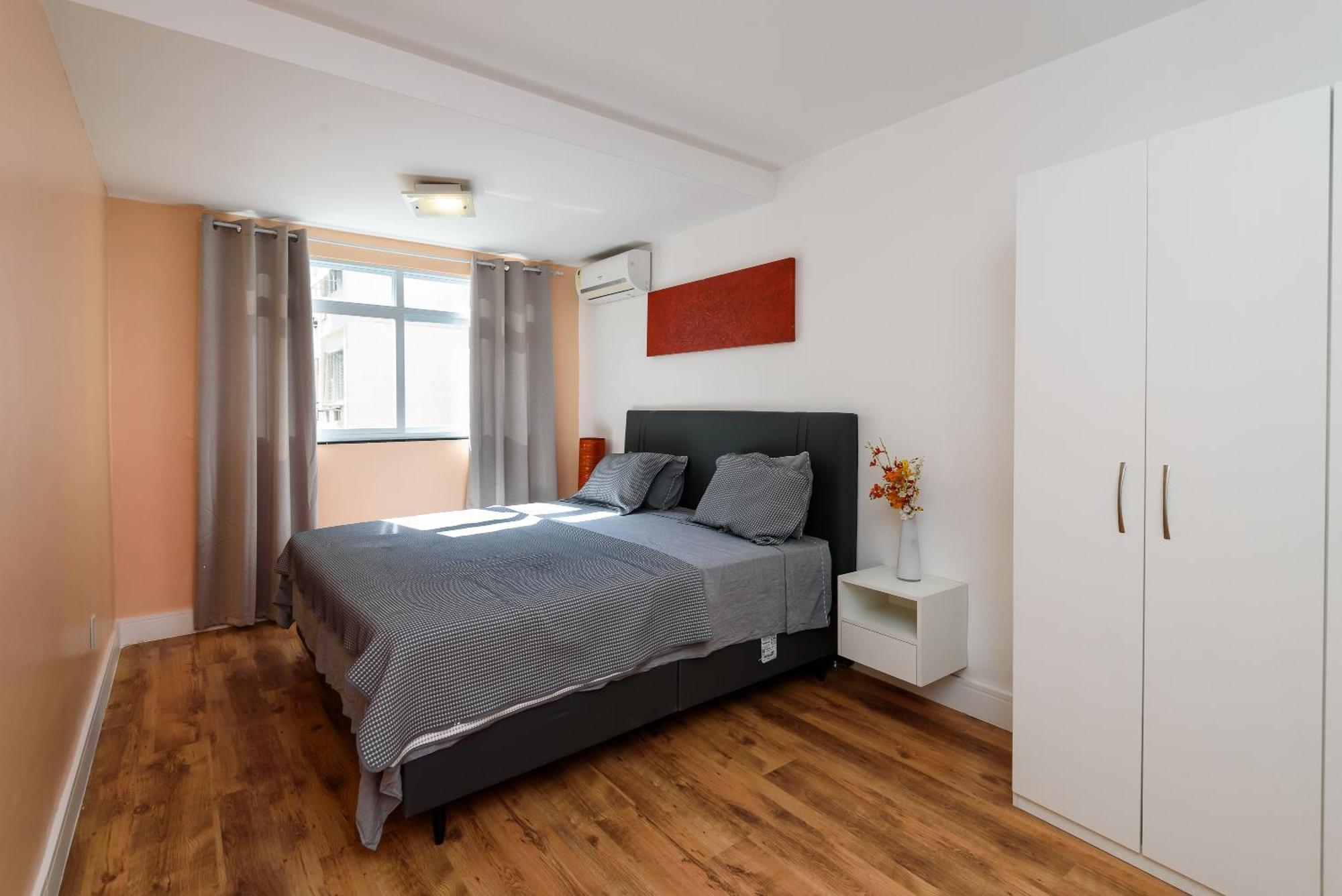 Spacious Duplex Penthouse Arpoador *