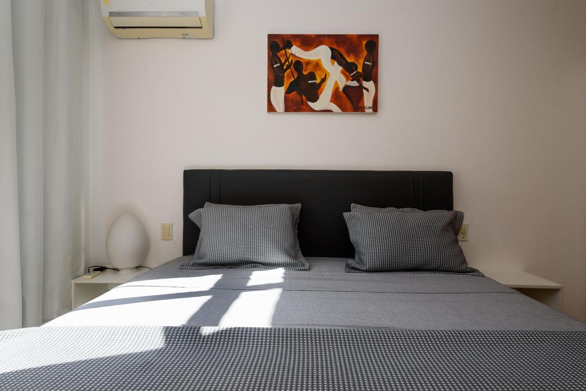 Spacious Duplex Penthouse Arpoador *