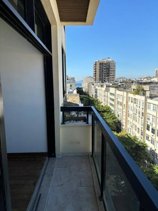 Em Ipanema Apartamento