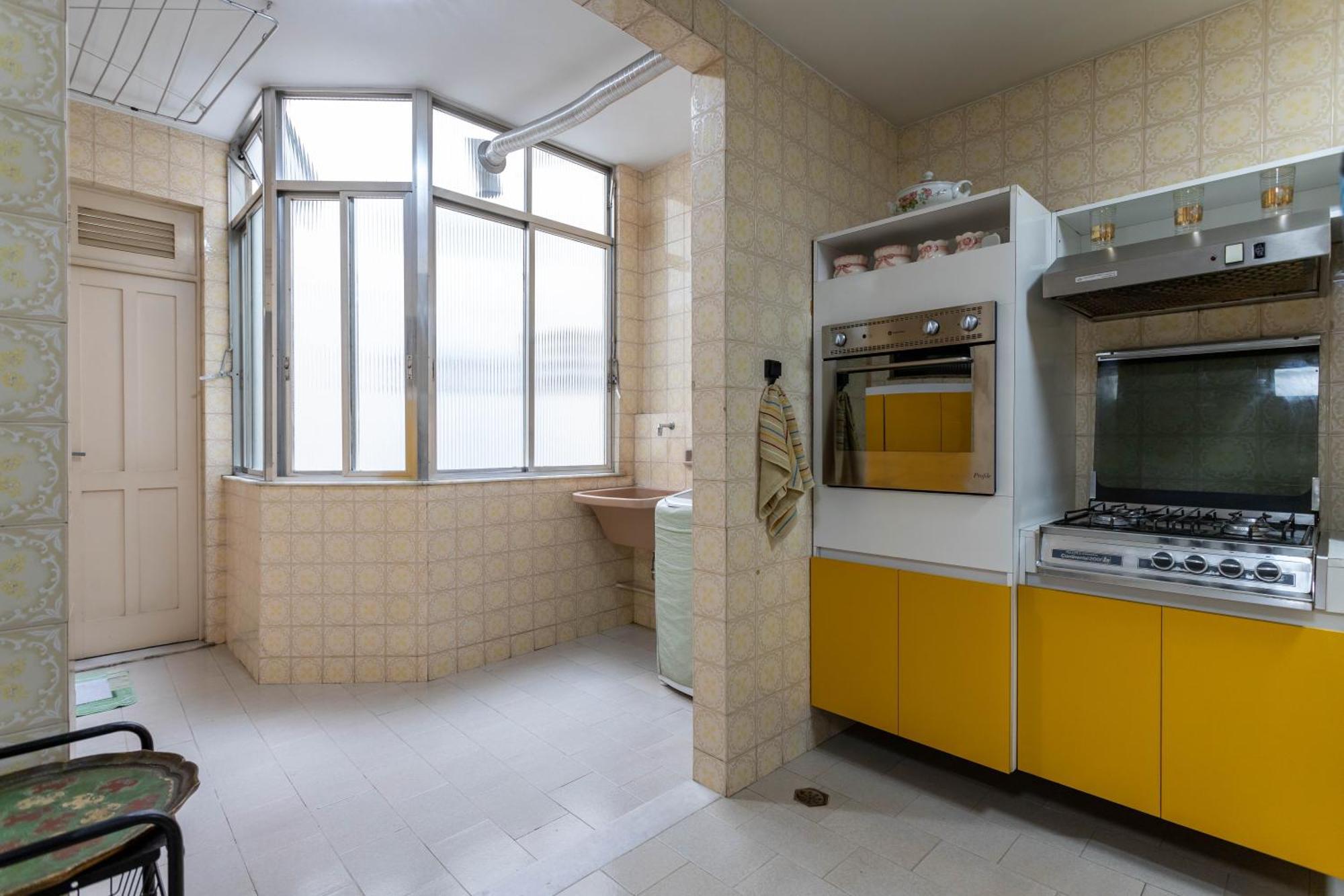 Apartamento 8min Da Praia, Vaga Ampla Gratis, Recepcao 24h, Cozinha Completa, 5min Do Metro E Espaco Office Com Wi-fi Rapido - Copa901 *