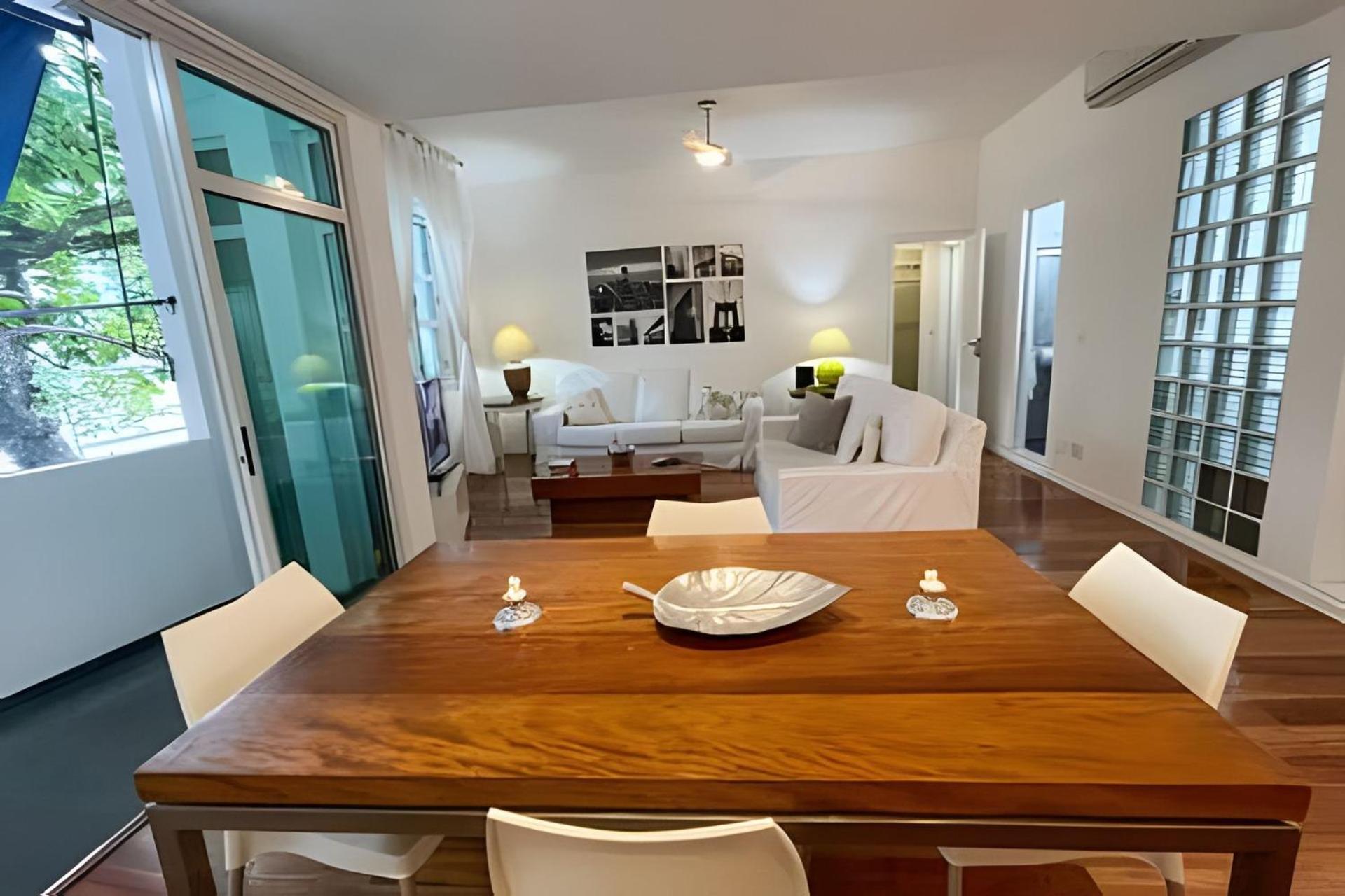 Predio Vinicius De Moraes Apartamento *