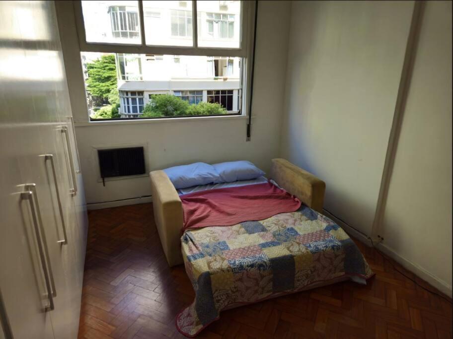 Apartamento Apto Completo Em Copacabana *