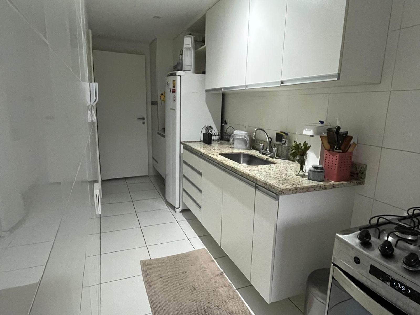 Bonito E Bem Equipado Na Barra Da Tijuca Apartamento