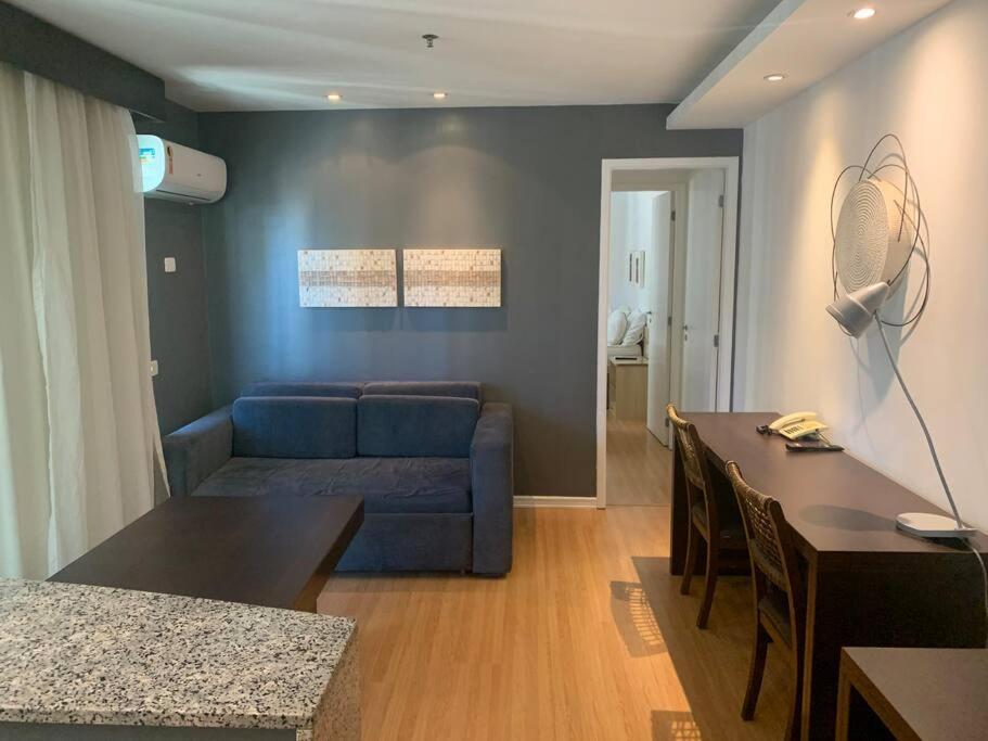 Copacabana - Flat Com Servico E Garagem Apartamento