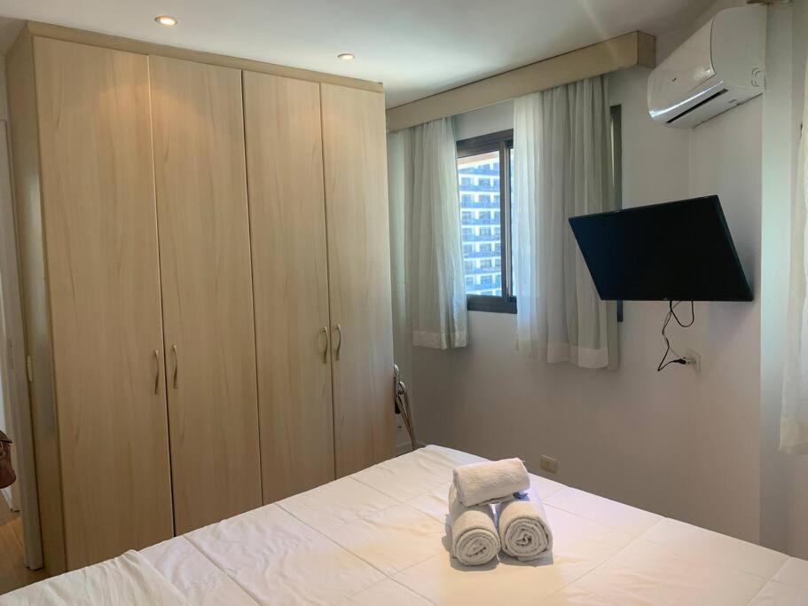 Copacabana - Flat Com Servico E Garagem * Rio de Janeiro
