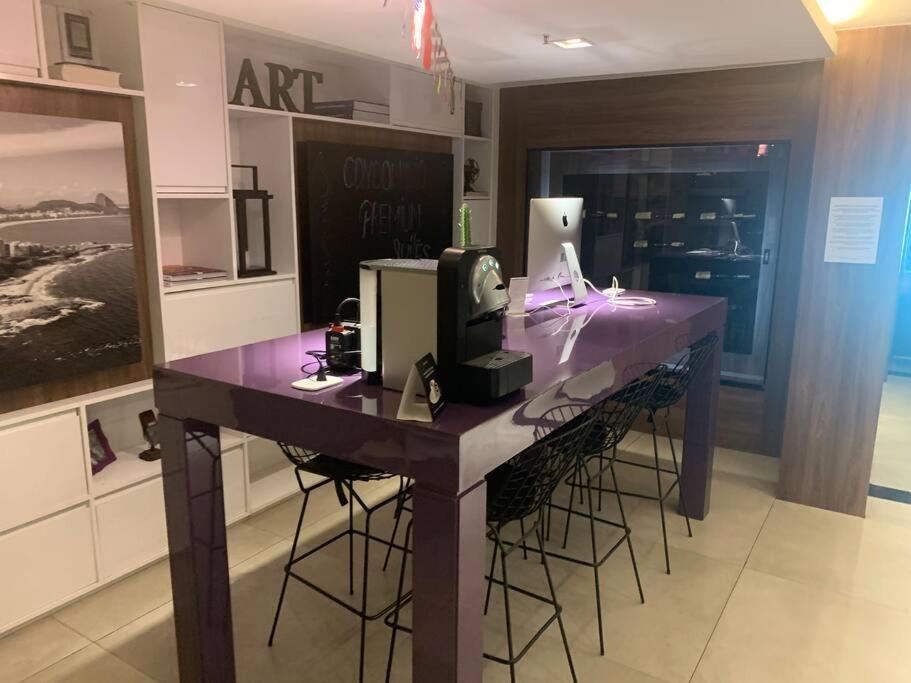 Apartamento Copacabana - Flat Com Servico E Garagem *