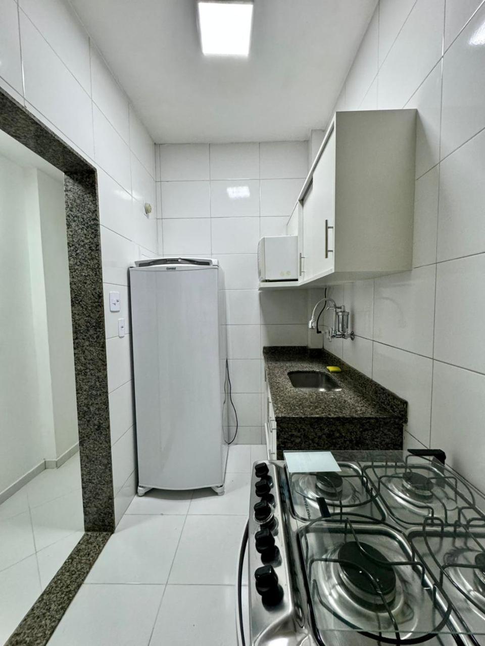 Confortavel 01 Dormitorio - Praia Copacabana Posto 6 Apartamento *