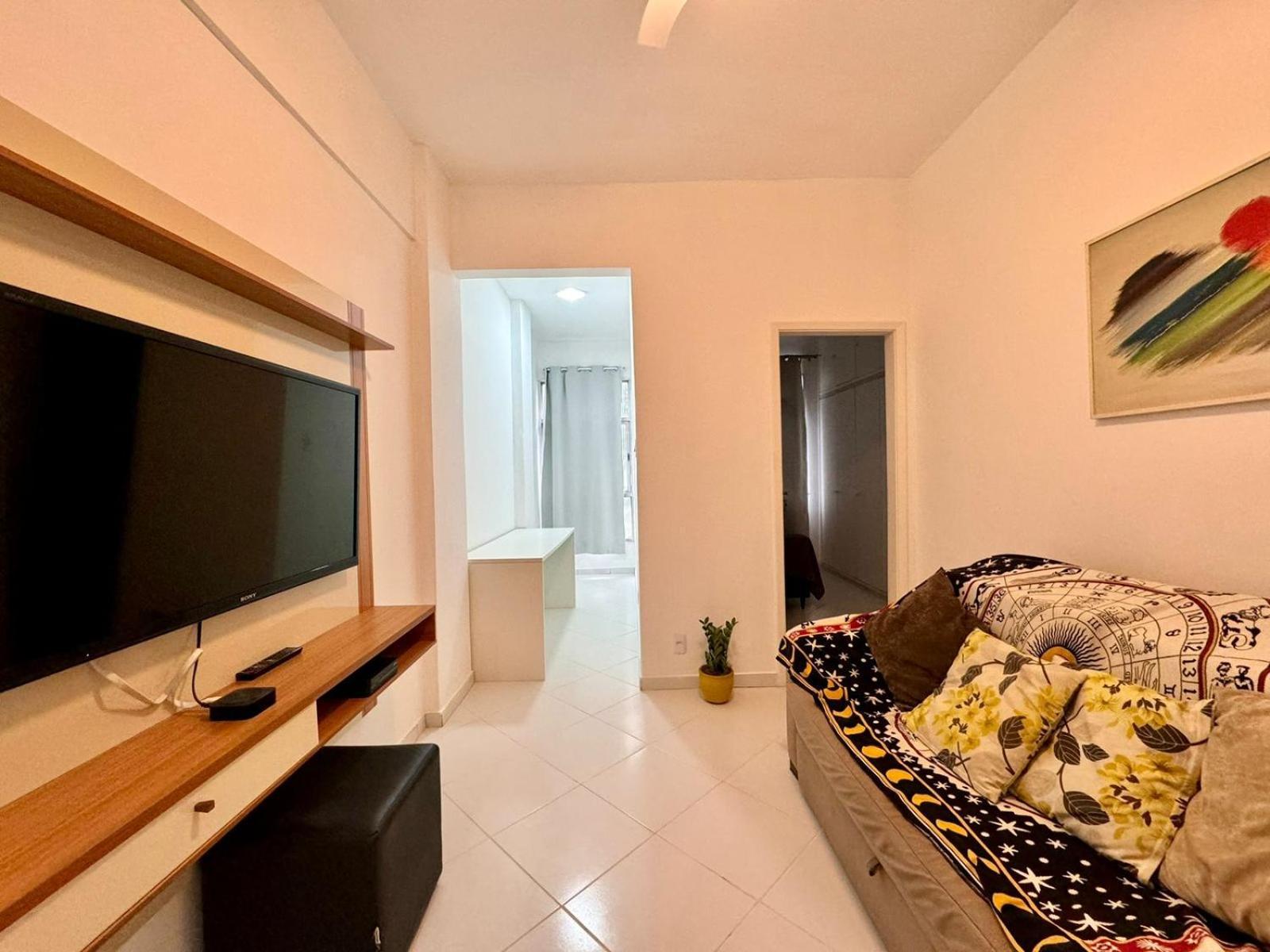 Apartamento Confortavel 01 Dormitorio - Praia Copacabana Posto 6 *