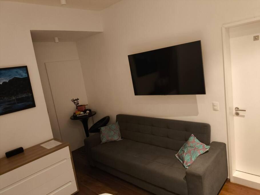 Loft Encantador Moderno Com Varanda Em Copacabana
