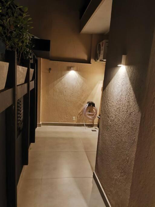 Loft Encantador Moderno Com Varanda Em Copacabana *