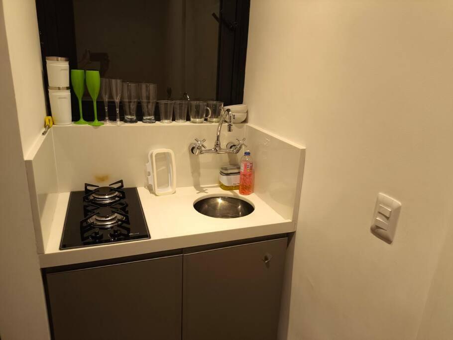 Apartamento Loft Encantador Moderno Com Varanda Em Copacabana