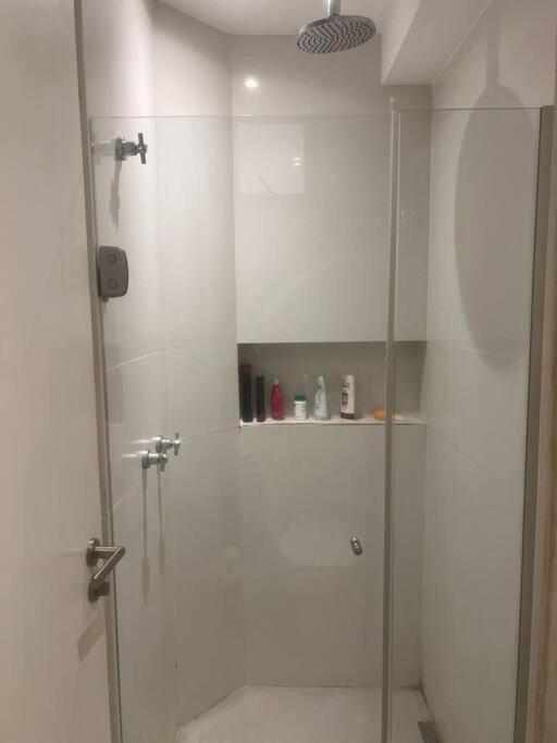 Loft Encantador Moderno Com Varanda Em Copacabana Apartamento