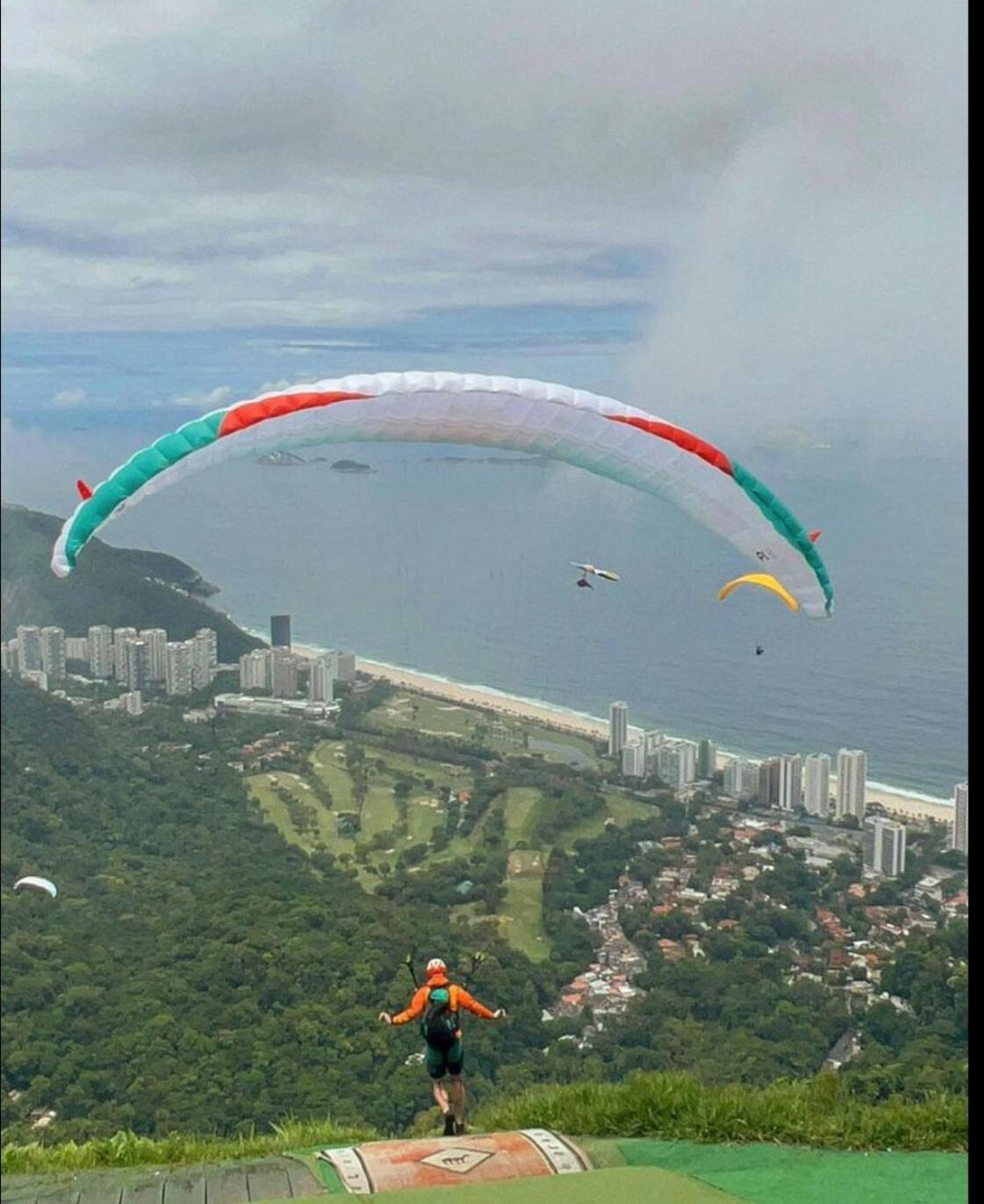 A 8 Minutos Da No Posto 2 C M 13 Ap503 Apartamento Rio de Janeiro