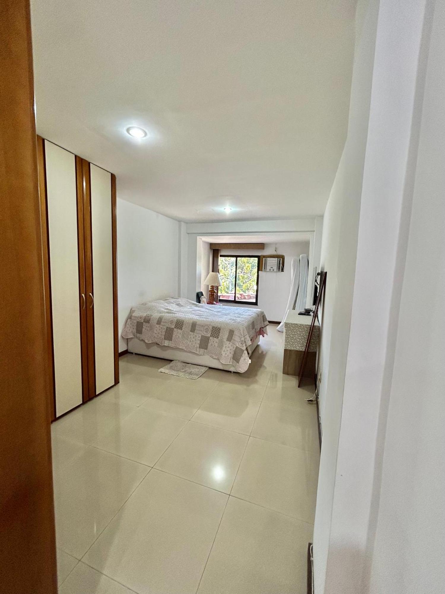 Apto Grande, 170m2-recreio