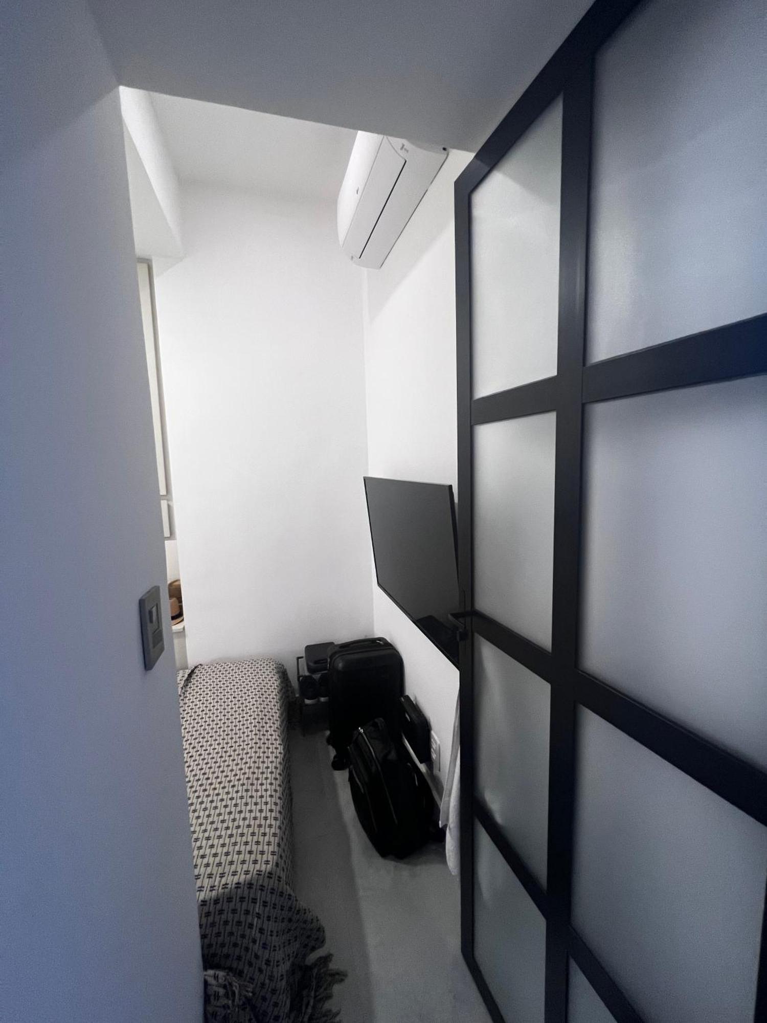 Zanzibana, Copacabana Apartment