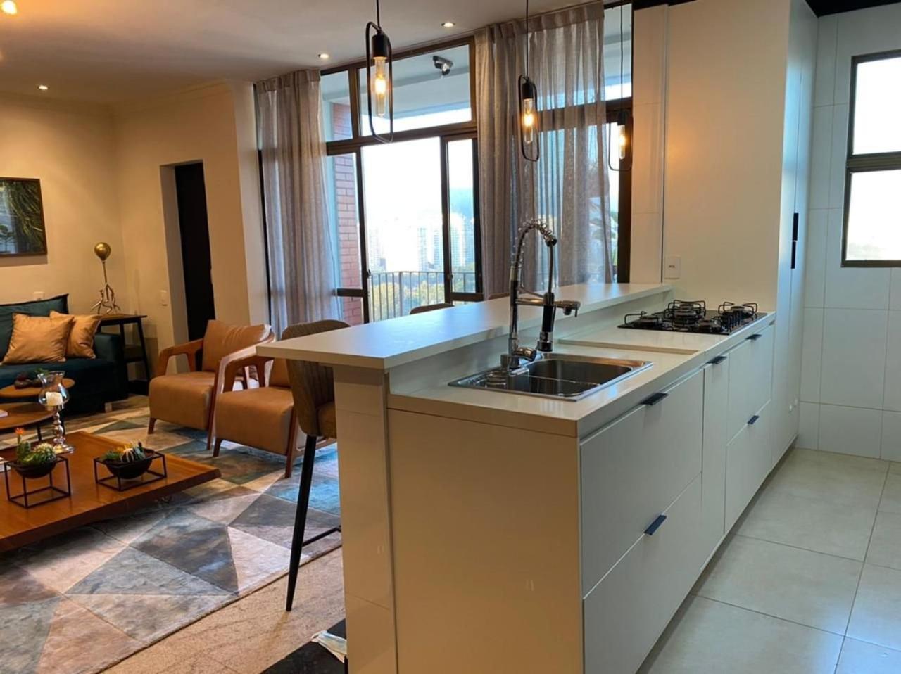 Apartamento Cobertura Premium Com Vista Mar Na Barra B11-0014