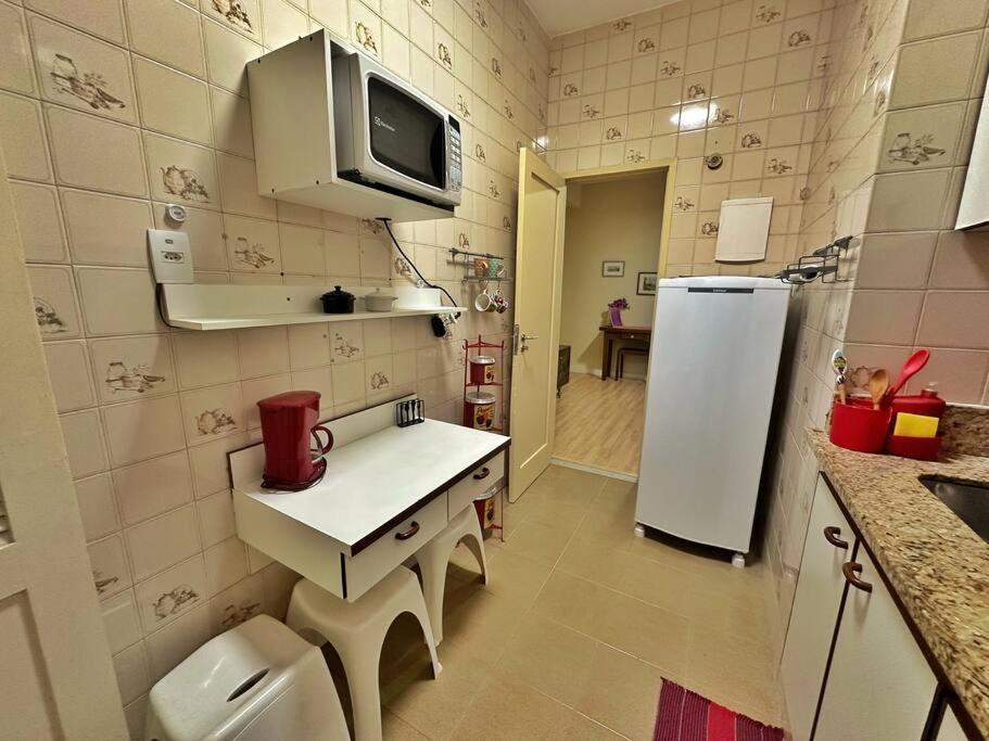 Hius 502 - 300m Da Apartamento Rio de Janeiro