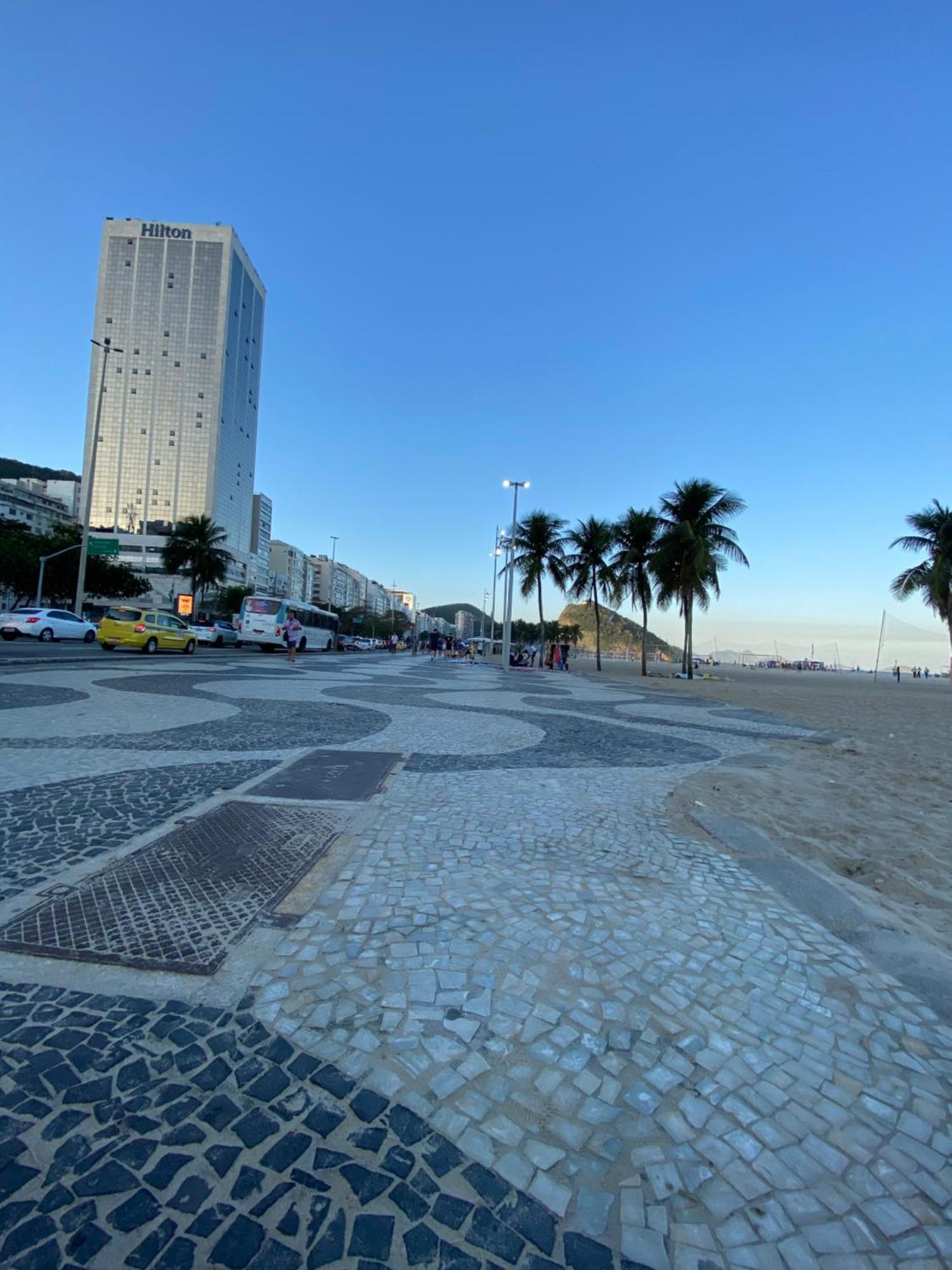 Apartamento Estudio Completo E Bem Equipado Em Copacabana Conforto Acessibilidade E Muito Bem Localizado